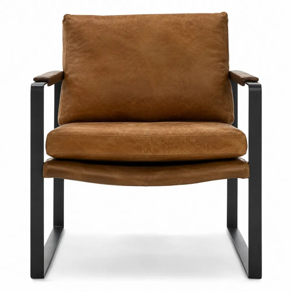 Silla de cuero con estructura de metal negro